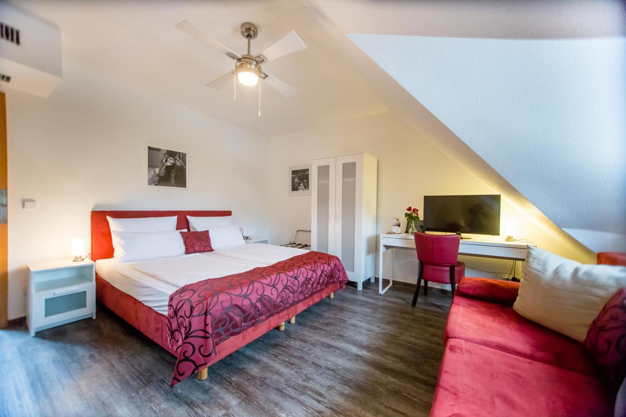 Landhotel Zum Baggernpuhl Wachow Экстерьер фото