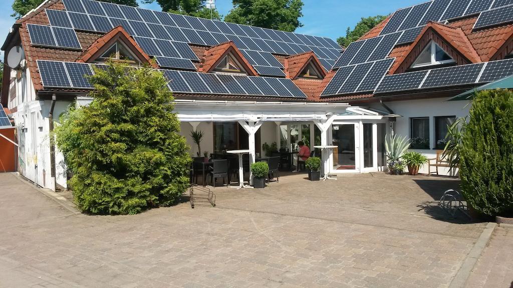 Landhotel Zum Baggernpuhl Wachow Экстерьер фото